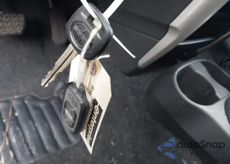 2004 Scion Xa z USA, uszkodzony, nr VIN JTKKT604740078277